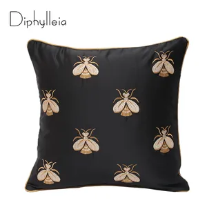 Pillow Case Diphylleia Luxury Cushion Cover Bee Embroidery Decoration Black Gold Cojines Home Fashion Housse De Coussin CasePillow