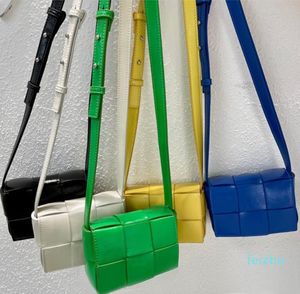 2022-Брендовая дизайнерская кассетная вязаная мини-сумка на плечо Женские сумки Плетеная сумка через плечо с сумкой из полипропилена