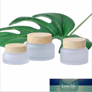 15G sloping shoulder glass bottle jar wooden shape lid for essence/eye cream/day night cream/moisturizer cosmetic packing