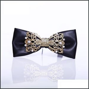 Krawatten Mode-Accessoires Hochwertige Pu-Leder-Bogen für Männer Designer-Marken-Krawatte Edler Diamant-Metall-Intarsien-Luxus-Hochzeits-Bowtie-Tropfen