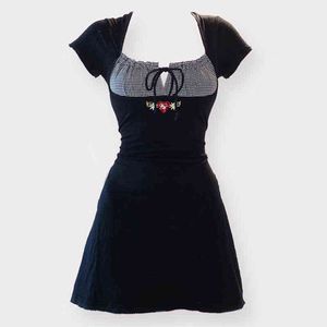 ビンテージカワイイ弓刺繍ミニドレスパッチワークスクエアカラー半袖ブラックドレスレトロY2K審美的な妖精の服
