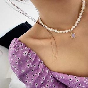 Pendant Necklaces Moonstone Natural Pearl Necklace Baroque Irregular Women Round Chokers Vintage French Clavicle ChainPendant