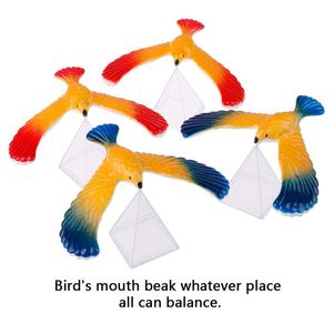 Eğlenceli Yenilikler toptan satış-Parti Maskeleri Komik İnanılmaz Dengeleme Kartal Piramit Stand Stand Sihirli Kuş Masası Eğlence Çocuklar için Yenilik Oyuncakları Öğren