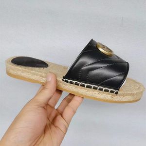Sandali di paglia da donna pantofole da donna di grandi dimensioni firmate open toe sandali con suola spessa neri lettera di moda sandali sandalo di paglia 35-41