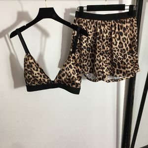 Sexy luipaard tracksuits dames bhas shorts shorts zomer sling designer vesten shorts ins ins mode meisjes sport twee stukken set