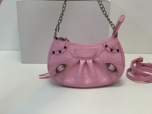 Le Cagole Mini Bag Hobo Half Moon Moon Aksiller Zincir Çanta Kadın Lüks Tasarımcı Motosiklet Söküsü Crossbody Hessenger Ayna Para Çantası Akşam Çantalar Sevimli