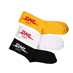 DHL Yellow Letter Printed Stockings For Unisex Sports Socks Fashion Hip Hop Skateboard Sock Outdoor Sport Socks Cotton Slippers Lover Stocking Luxury Tight Legging