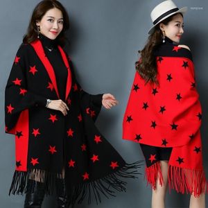 Kvinnors stickor Tees sjaltröja Kvinnor Cardigan Poncho Autumn Winter Knited Topps Bat Hylsa Loose Cape Jacket Lady Tassel Cloak Coat