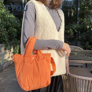 حقيبة مسائية أزياء مبتكرة للسيدات حقائب اليد مصممة نايلون أسفل القطن السيدات الكتف كروسودي الشتاء المتسوق المبطنة أنثى أنثى 0623