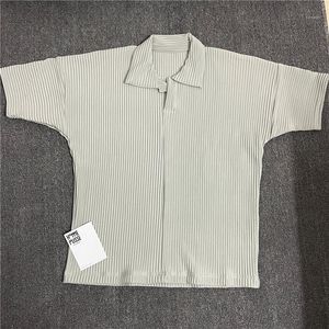 Herren T-Shirts Vintage HOMME PLISSE T-Shirt Herren Damen 1:1 – Hochwertige Falten-Plissee-T-Shirts im Sommerstil