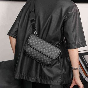 Menina xadrez da moda Bolsa de mensageiro de couro vintage para masculino Backpack de cintura solteira preta de cintura 220705