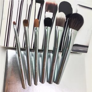 BB-Series Серебряный Travel Travel Mastup Brush Set Limited Edition 7-PCS On-Go Cosmetics Beauty Tools