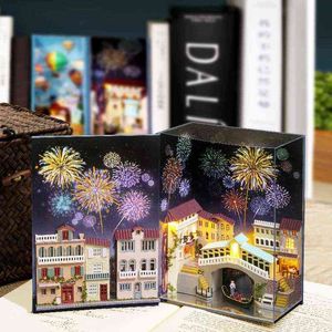 Cute Dollhouse Livro de Madeira Nook Inserts Art Bookends DIY Bookshelf Miniature Boneca Casa DIY Dollhouse Casa Brinquedos para crianças AA220325