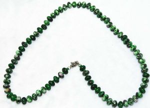 Hot x8mm Green Red Ruby Zoisite Abacus ädelsten halsband AAA
