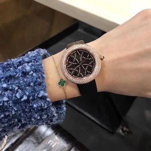 Orologi Orologi da donna Orologi di alta qualità Orologi casual al quarzo in pelle rettangolare