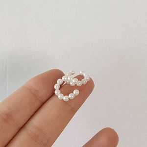 Clip-on & Screw Back Elegant Simple Circle Pearl Ear Cuff Fake Piercing Clip On Earrings For Women Egirl Fashion Pearls Earcuff Jewelry