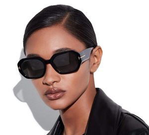 Designer Damsolglasögon Sommar T Cat Eye rektangulära solglasögon 957 Luxury Fashion