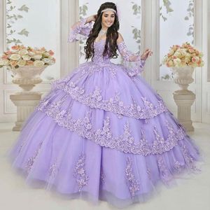 2022 Prinsessan långärmad quinceanera klänningar lila spetsapplikationer tyllboll klänning söt 15 16 klänning golvlängd älskling korsett prom party klänningar