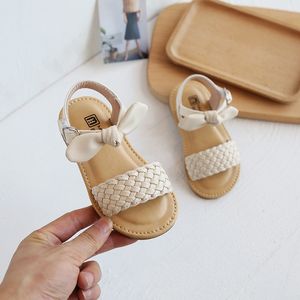 Little Girls Version Korean Bowtie Sandals Kids Criança Criança Baby Summer Children Sapatos de praia Princess Dress 1 2 3 4 5 anos 220525