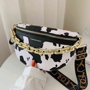 Fanny packs Acrylic Thick Chain Women's Waist Bag Leopard Chest Bag Fashion Mobile Phone Bag 220627