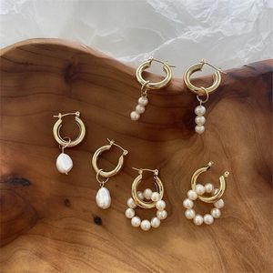 Hoop Huggie Barock Pearl Gold Color örhängen för kvinnor tjocka cirkel runt bågar pärlor öronringar koreanska 2022 juvelryhoop dale22