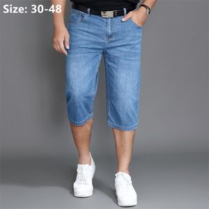 Yaz kot pantolonlar erkek denim elastik gerilmiş ince kısa jean büyük boyutlu artı açık mavi 42 44 48 erkek buzağı uzunluğu pantolon 220715