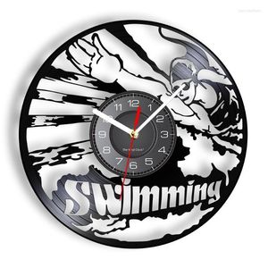 Orologi da parete Nuoto Arte moderna Orologio silenzioso senza ticchettio per Natatorium Record Nuotatore Sport Decorazioni per la casa Disco artigianale