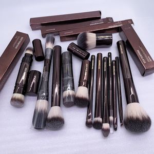 Sanduhr-Make-up-Pinsel Nr. 1, 2, 3, 4, 5, 7, 8, 9, 10, 11, Veil Vanish Ambient, doppelseitiger, einziehbarer Puder- und Foundation-Pinsel, Kosmetik-Werkzeuge