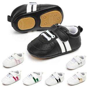 Baby skor pojke flicka pu sneaker skor födda spädbarn första vandrare casual spjälsäng mockasiner 0-18months