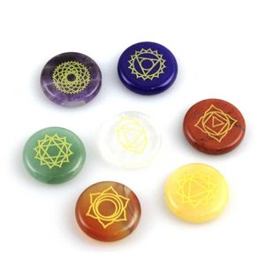 Anhänger-Halsketten, natürlicher Heilkristall, Quarzstein, geschnitzte Rune, runder Halsband, Reiki-7-Chakra-Halskette, kein Loch/ein Set