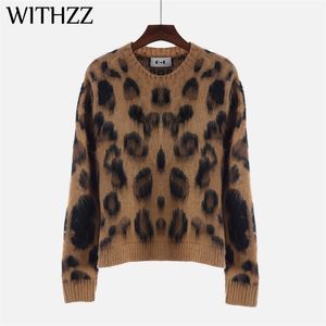 Withzz New chegada Primavera Autumn Inverno Elegante elegante pescoço redondo com estampa de leopardo de manga comprida Sweater Women Suplavers 210203