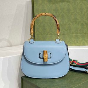 2022 Designer Womens Bags Bamboo Bags Hand Messenger Single Room Bag Flip Button Glossy Leather Bamboo Knot Bag