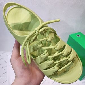 여름 여성 젤리 샌들 레이스 업 패션 디자인 슬리퍼 디자이너 고급 신발