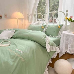 Set di quattro pezzi per letto a cuore da ragazza Seasons Universal Princess Copripiumino in pizzo Copripiumino in cotone lavato Primavera e autunno Set biancheria da letto