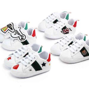 Buty dziecięce Born Boys Girls Heart Star First Walkers Crib Shoes Kids Lace Up Pu Sneakers Prewalker Sneakers