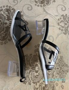ファッションデザインのガールズファッション PVC ショート サンダル オフィス レディー カジュアル 夏休み ビーチ ソフト ヒール 靴 レディース スライド ビッグ