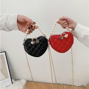 Çocuk Cüzdanlar ve Çantalar Mini Crossbody Çantalar Kadınlar için Küçük Kalp Para Cüzdan Cüzdan Çantası Kız Bebek Partisi İnci El Hediyesi 220630