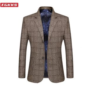 FGKKs Brand Men Blazers forrada impressão masculina casual de alta qualidade de alta qualidade moda moda slim fit trelice Blazers Coat Male 201104