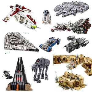 Star Spaceship Building Blocks MOC Space Ship Brick Razor Fighter Crest Gunship Millennium Falcon Figure Toys for Boys Gift Kids G220524