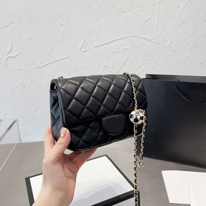 Borse a tracolla con pallina dorata alla moda da donna in pelle Hardware nero Famose borse firmate francesi Borsa a tracolla diagonale di lusso trapuntata con reticolo di diamanti di alta qualità