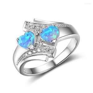 Pierścionki ślubne romantyczne Moonstone Blue Heart Fire Ring Biżuteria do kobiety para osobowości prezenty zaręczynowe