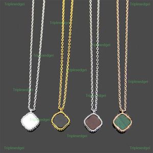 2023 Classic Pendant Necklace Brand Luxury Natural Turquoise Four Leaf Clover Necklace Fashion Designer Women's Necklace Jewelry Gift