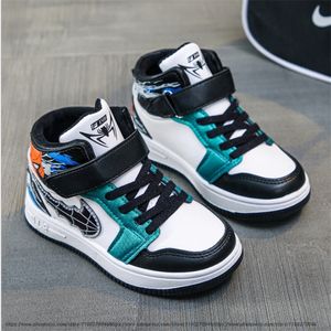 Diseny Children Shoes for Boys Sneakers Girls Casual Leather Antislippery Hookloop Tenis Infantil Sportsランニングシューズ220817