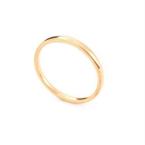 Кольца Women Fashion Personality Gold Ring 2 мм изогнутое внутреннее и внешнее сферическое гладкое из нержавеющей стали.