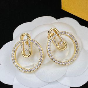 Fashion Letter Earring Designer Fashion Women S Stud Earrings Womens Gold Round Studs Dangler High Quality Eardrop 224101XS