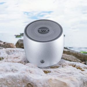 EWA A103 Bluetooth Mini Tragbarer drahtloser Musiker im Outdoor -Musiker Sport Stereo Sound Subwoofer Travel Case Soundbar Enhanced Bass
