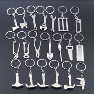 Keychains For Men Car Bag KeyRing Outdoor Combination Tool Portable Mini Utility Pocket Clasp Ruler Hammer Wrench Pliers Shovel 220623