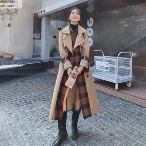 Trench da donna Donna Giacca a vento kaki Primavera Autunno Plaid Cuciture Lungo Coreano Allentato Ladies Cape Coat Moda femminile Giacca antivento