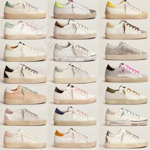 2022 Ny Hi Star Sneakers Platform Sole Shoes Women Casual Shoe Italy varum￤rke Dubbel h￶jd och ikonisk designer Golden Classic White Do-Old Dirty Style