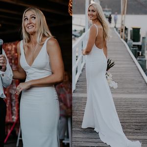 Stretch Crepe Enkla blygsamma bröllopsklänningar 2022 Strand Backless Summer Semester Bohemain Bridal Reception Second Gown